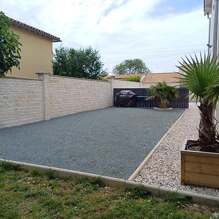 Ferienwohnung Le Bel Horizon Bessines Exterior foto